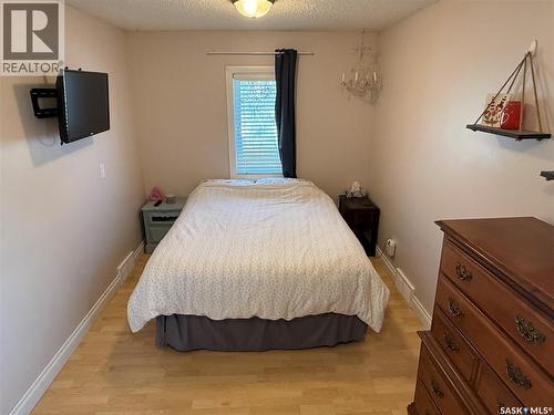 278 8Th Avenue E, Melville, SK - Indoor Photo Showing Bedroom