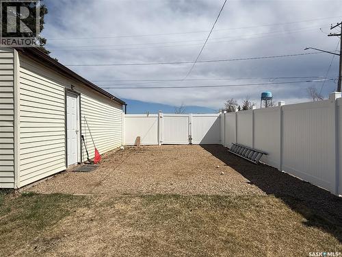 278 8Th Avenue E, Melville, SK - Outdoor