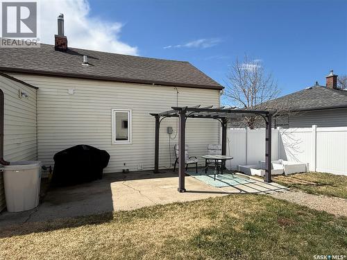 278 8Th Avenue E, Melville, SK - Outdoor