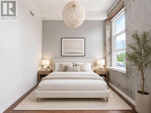 110 - 25 Concession Street, Cambridge, ON - Indoor Photo Showing Bedroom