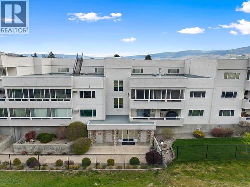 2477 Ingram Road Unit# 310, West Kelowna, BC - Outdoor With Facade