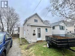 19 Grosvenor AVE  Sault Ste. Marie, ON P6B 2L8