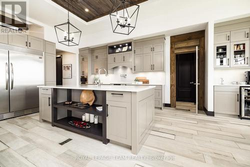 153 Adrien Street, Clarence-Rockland, ON - Indoor Photo Showing Kitchen