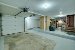 Garage - 