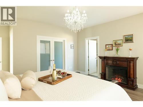 274 Summer Wood Drive, Kelowna, BC - Indoor Photo Showing Bedroom