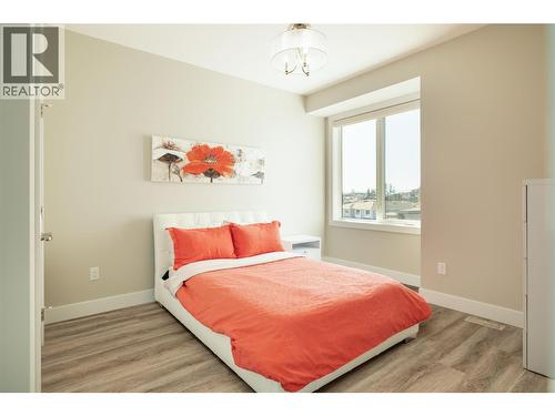 274 Summer Wood Drive, Kelowna, BC - Indoor Photo Showing Bedroom