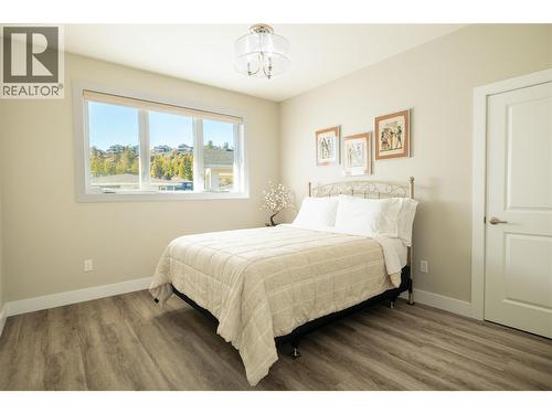 274 Summer Wood Drive, Kelowna, BC - Indoor Photo Showing Bedroom
