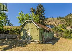 Build a carriage house or a shop - 