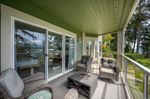 202-2275 Comox Ave, Comox, BC - Outdoor With Deck Patio Veranda With Exterior