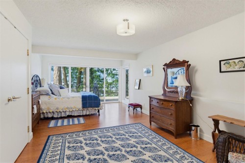 960 Lands End End, North Saanich, BC 