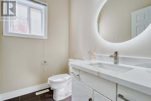 111 Bradwell Chase, London North (North R), ON - Indoor Photo Showing Bathroom
