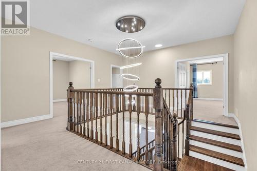 111 Bradwell Chase, London North (North R), ON - Indoor Photo Showing Other Room