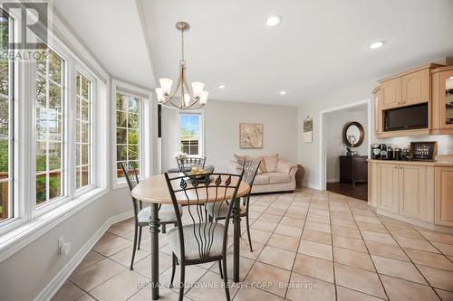 41 Plainsman Road, Mississauga, ON - Indoor Photo Showing Dining Room