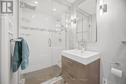 41 Plainsman Road, Mississauga, ON - Indoor Photo Showing Bathroom