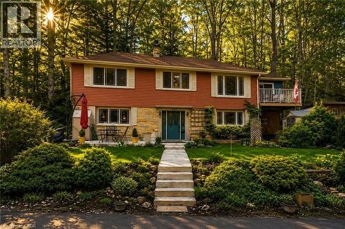 1343 HIDDEN VALLEY Road  Burlington, ON L7P 0T5