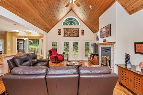2812 Southey Point Rd, Salt Spring, BC 