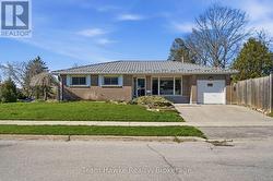 958 MONTREAL STREET Midland, ON L4R 1H2