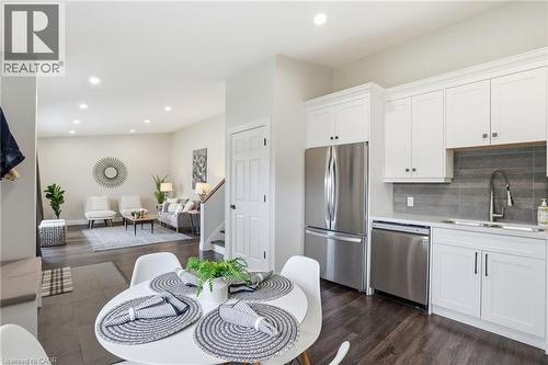 114 Luscombe Street, Hamilton, ON - Indoor