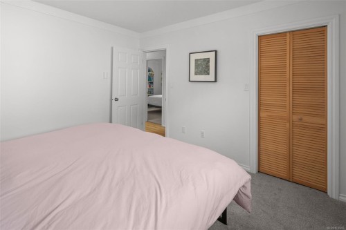 7147 Wright Rd, Sooke, BC - Indoor Photo Showing Bedroom