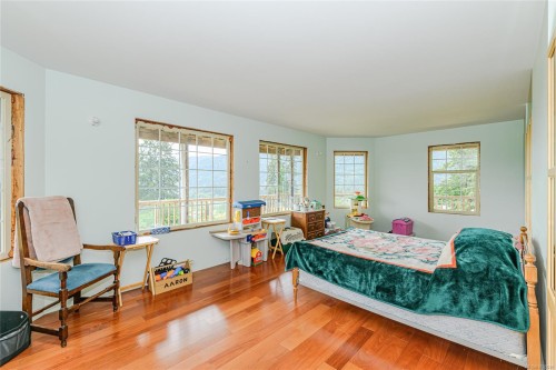 1832 Fulford-Ganges Rd, Salt Spring, BC 