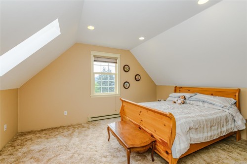 1832 Fulford-Ganges Rd, Salt Spring, BC 