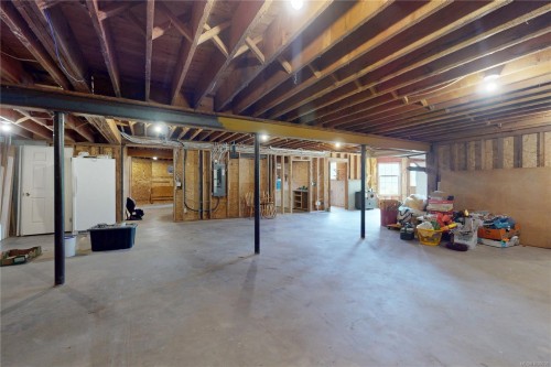 1832 Fulford-Ganges Rd, Salt Spring, BC 