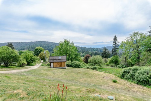 1832 Fulford-Ganges Rd, Salt Spring, BC 