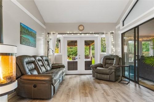 111 Engles Rd, Campbell River, BC 