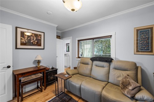 363 Chemainus Rd, Ladysmith, BC 