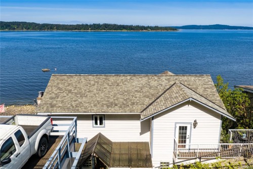 363 Chemainus Rd, Ladysmith, BC 