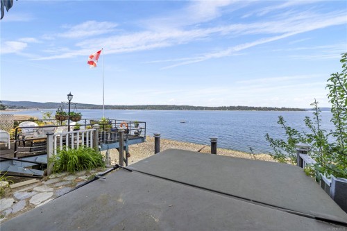 363 Chemainus Rd, Ladysmith, BC 