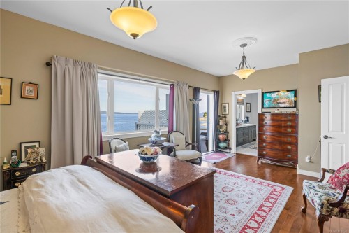 363 Chemainus Rd, Ladysmith, BC 