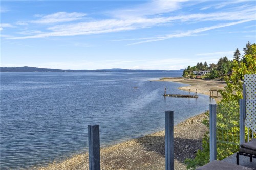 363 Chemainus Rd, Ladysmith, BC 