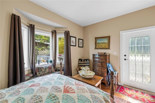363 Chemainus Rd, Ladysmith, BC 