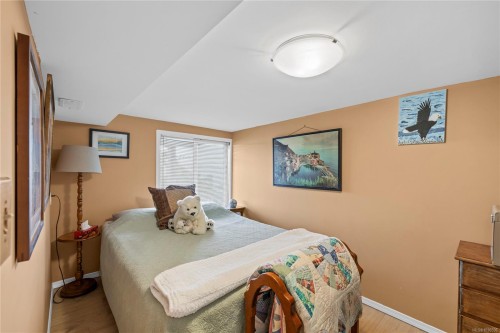363 Chemainus Rd, Ladysmith, BC 