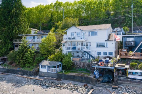 363 Chemainus Rd, Ladysmith, BC 