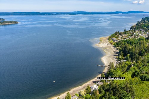 363 Chemainus Rd, Ladysmith, BC 