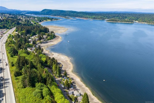 363 Chemainus Rd, Ladysmith, BC 