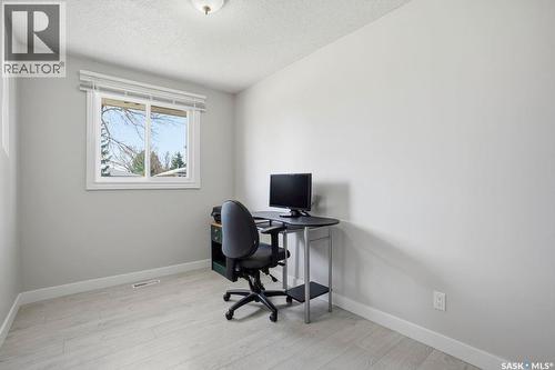 38 Cartier Crescent, Saskatoon, SK - Indoor Photo Showing Office