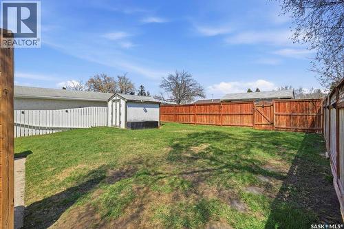 38 Cartier Crescent, Saskatoon, SK - Outdoor