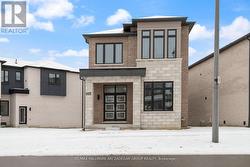 LF - 603 RIVERLAND AVENUE Markham, ON L6B 0V3