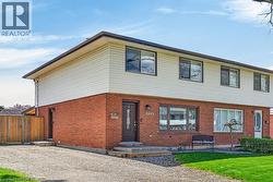 254 ST ANDREWS Drive  Hamilton, ON L8K 5K3