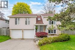 41 PLAINSMAN Road  Mississauga, ON L5N 1C4