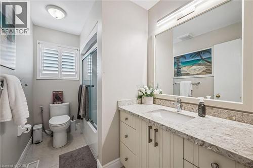 96 Hay Crescent, Cambridge, ON - Indoor Photo Showing Bathroom