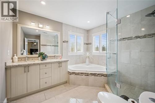 96 Hay Crescent, Cambridge, ON - Indoor Photo Showing Bathroom