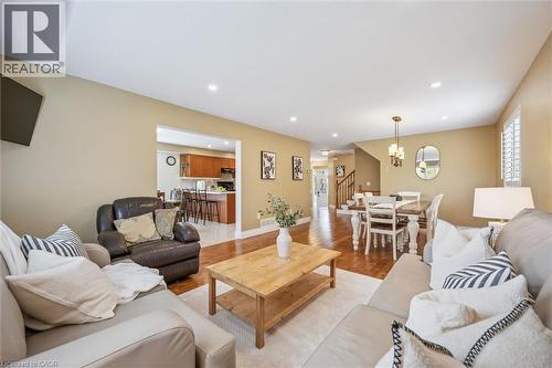96 Hay Crescent, Cambridge, ON - Indoor Photo Showing Living Room