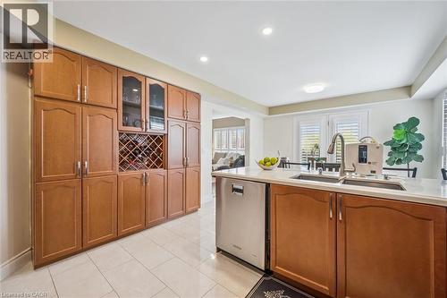96 Hay Crescent, Cambridge, ON - Indoor Photo Showing Kitchen