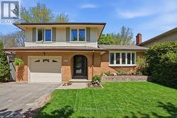 255 HIGHVIEW CRESCENT  London South (South O), ON N6J 4E1