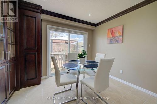 32 Lena Crescent, Cambridge, ON - Indoor Photo Showing Dining Room