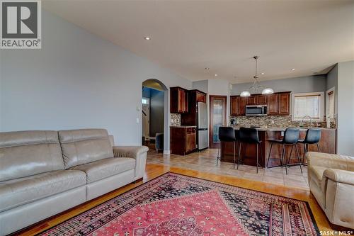 4003 Lepine Road, Regina, SK - Indoor Photo Showing Living Room